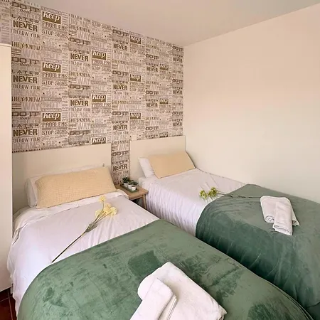 El Apartartamento De Santa Eva By Just *